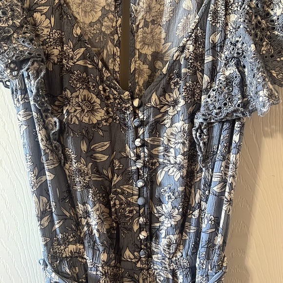 American Eagle Jumper - Picture 2 of 5